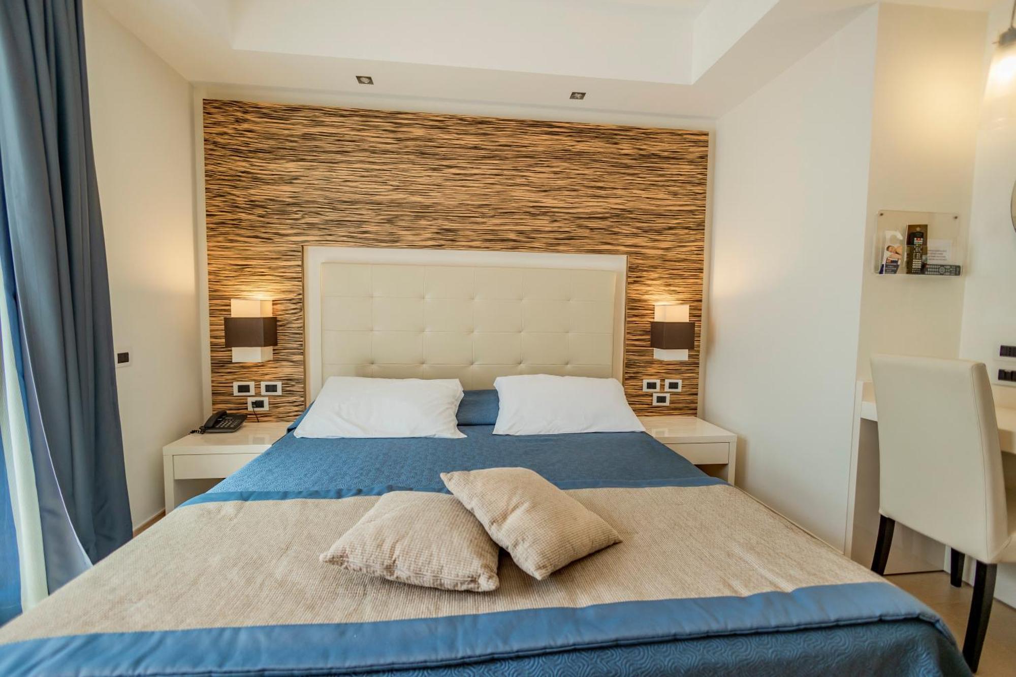 Prince Franklyn Hotel Santa Maria di Castellabate Exterior photo