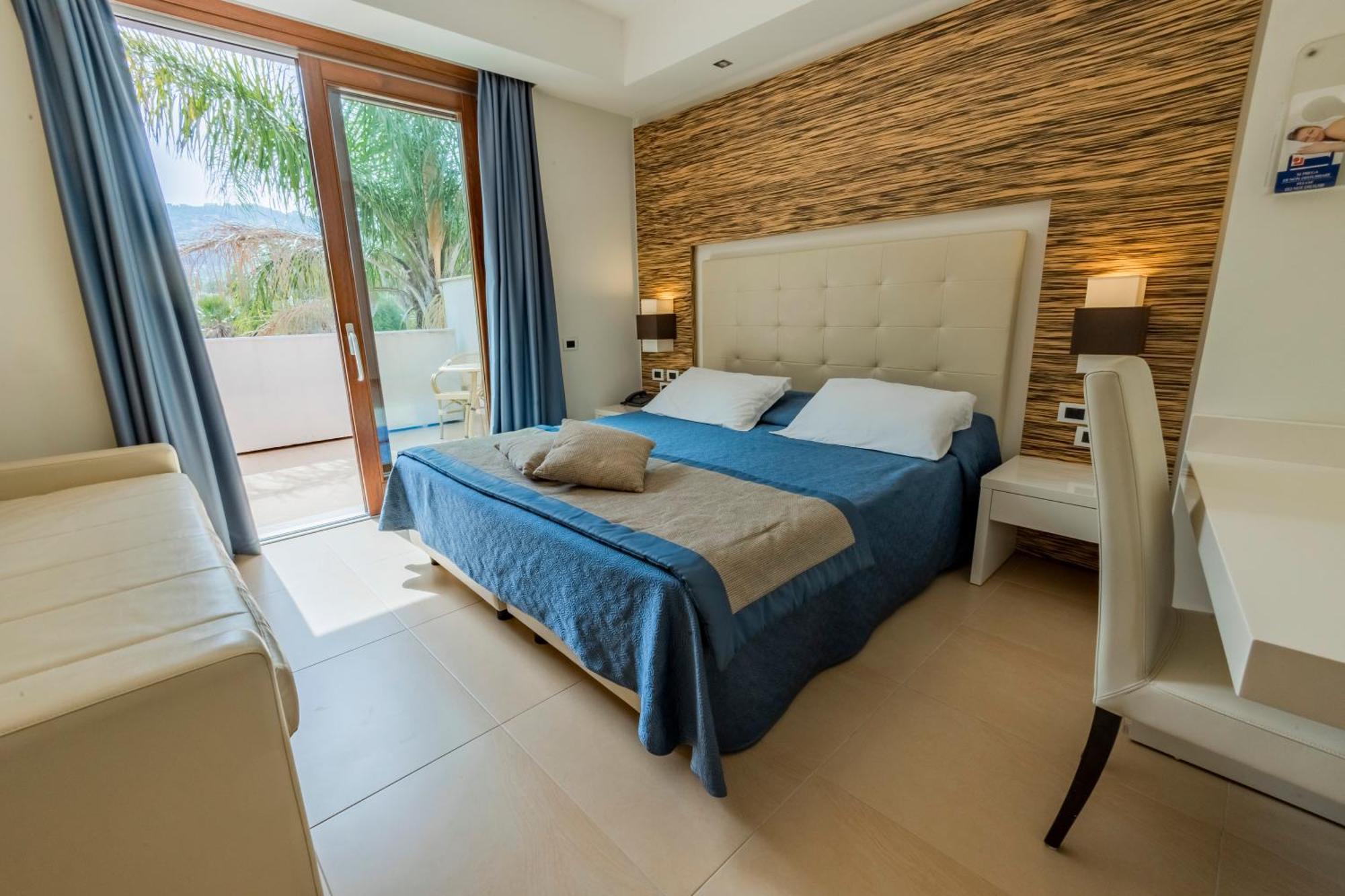 Prince Franklyn Hotel Santa Maria di Castellabate Exterior photo