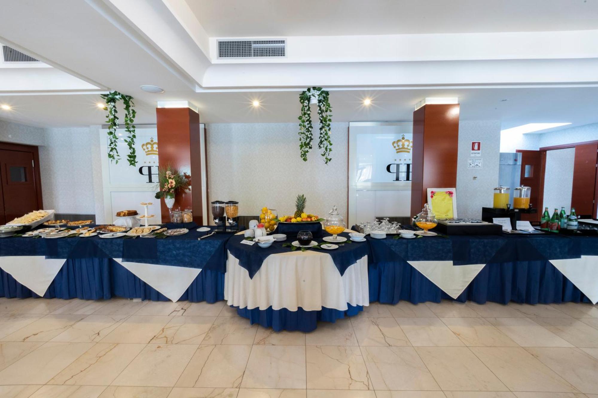 Prince Franklyn Hotel Santa Maria di Castellabate Exterior photo