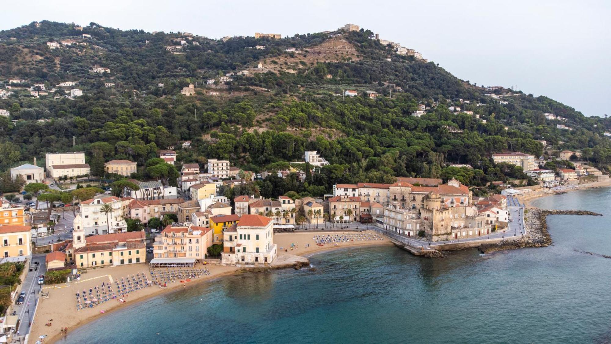 Prince Franklyn Hotel Santa Maria di Castellabate Exterior photo