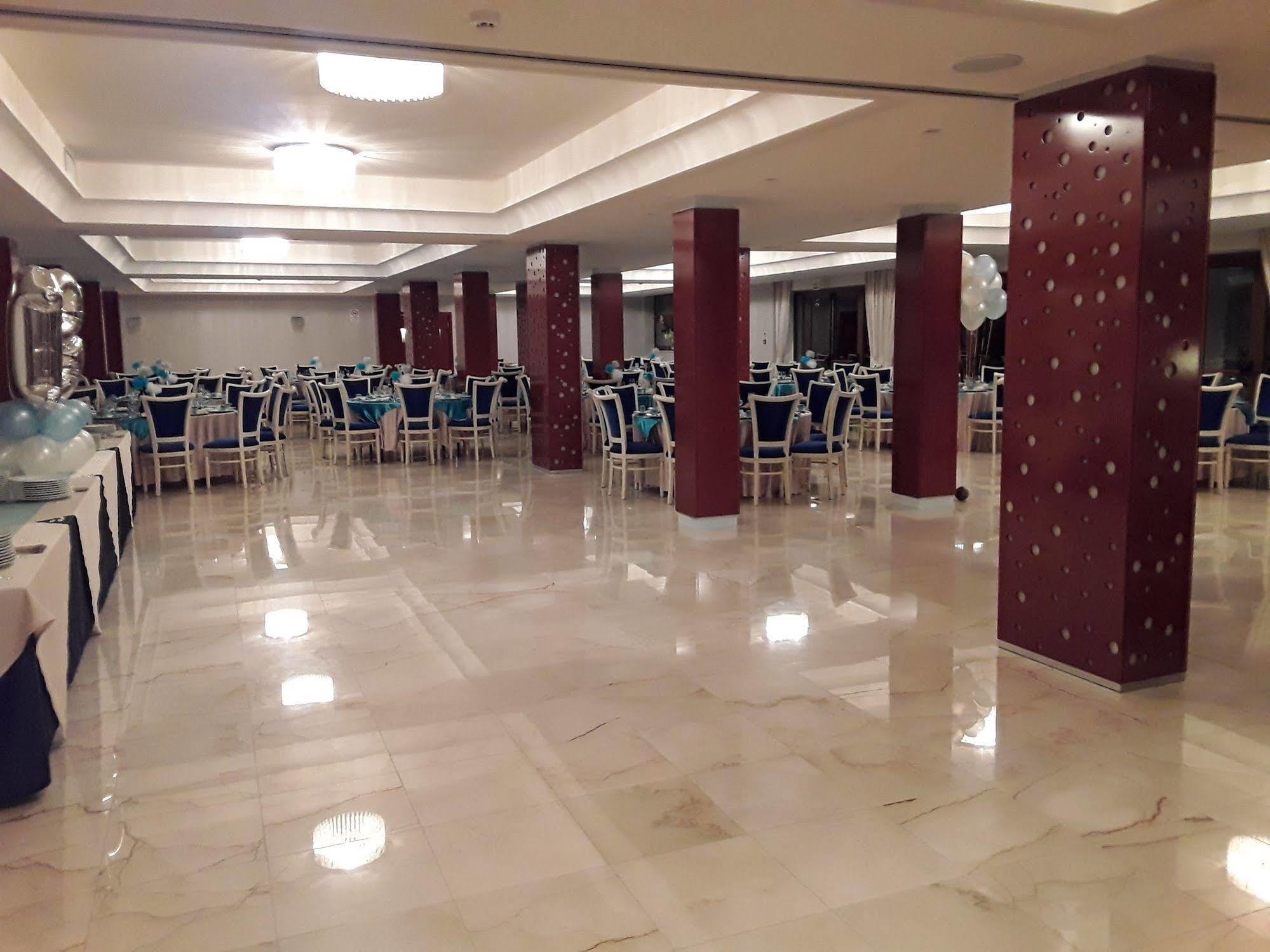 Prince Franklyn Hotel Santa Maria di Castellabate Exterior photo
